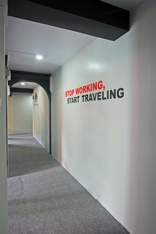 Space Boutique Hostel Yangon Exteriör bild